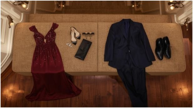 What to Wear on a Cruise Based on Dress Codes?