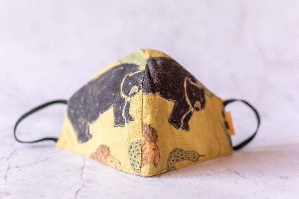 How to Make a No-Sew Cloth Mask (Functional & Fast)