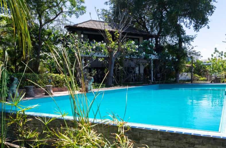 What to Know Before Building a Backyard Pool